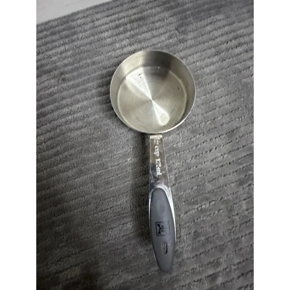 Zwilling J.A. Henckels 1/2 Cup Measuring